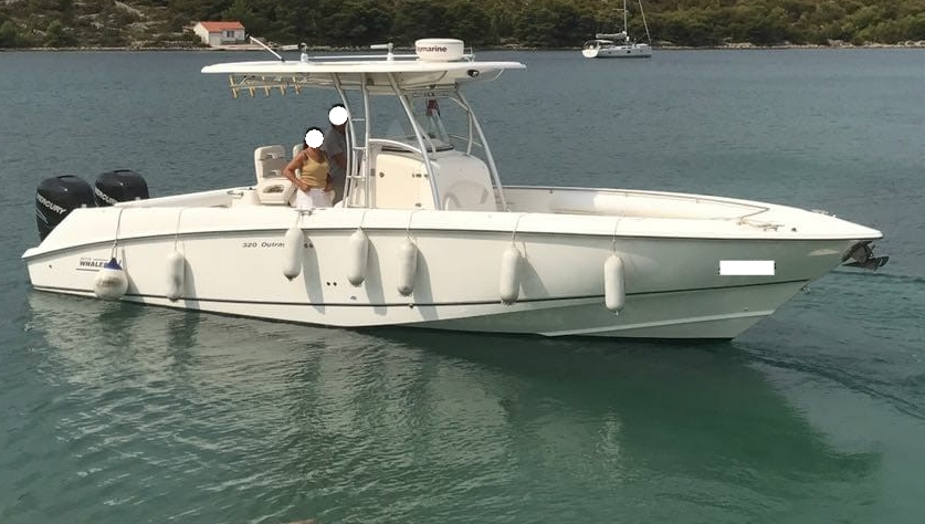 Boston Whaler Outrage 320 + 2x300 hp Mercury Verado<br><a href=dettaglio.aspx?Id=224 >VAI ALLA SCHEDA</a>